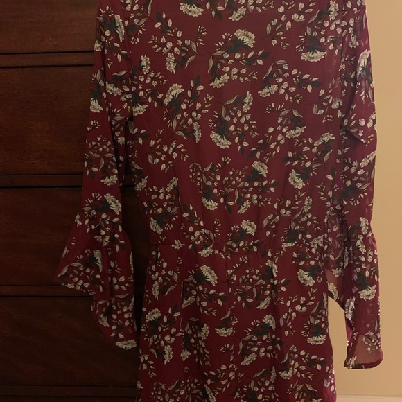 Leshop romper - Picture 3 of 3